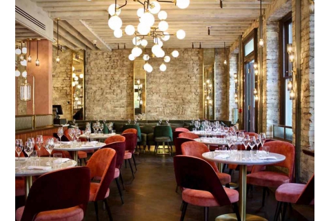 開餐廳家具去哪里采購？開餐飲店需要的家具其價(jià)格是多少？