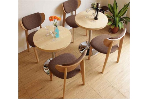 餐廳新手如何挑選合適的餐廳桌椅家具？