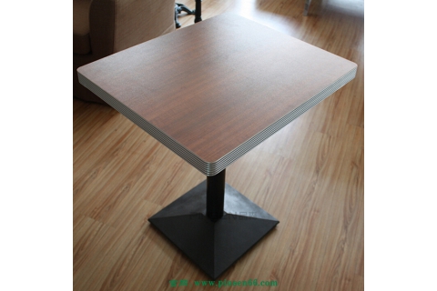 客廳家具怎樣調(diào)配？