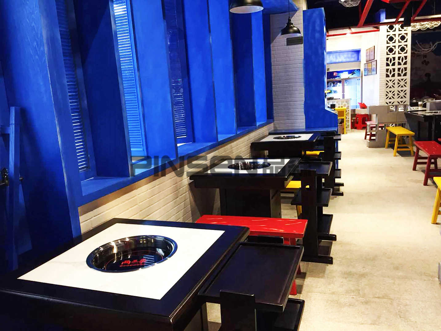 兩三事火鍋專(zhuān)用餐桌