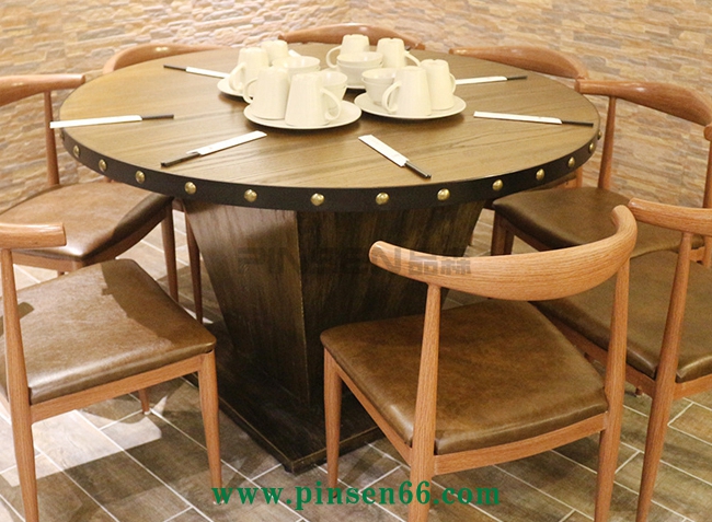 復古工業(yè)風桌

椅