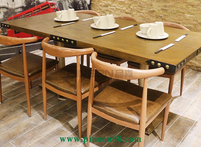 復古工業(yè)風桌椅