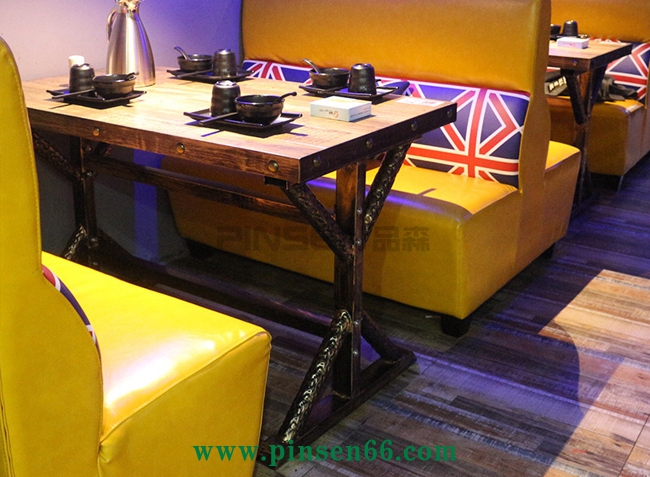 復(fù)古工業(yè)風(fēng)桌椅 復(fù)古工業(yè)風(fēng)桌椅