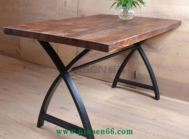 美式復(fù)古loft
桌椅 美式鄉(xiāng)村餐廳實木餐桌椅組合 長方形復(fù)古原木咖啡廳長桌子簡約餐桌椅