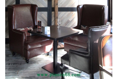 高檔咖啡廳用什么餐桌椅好？